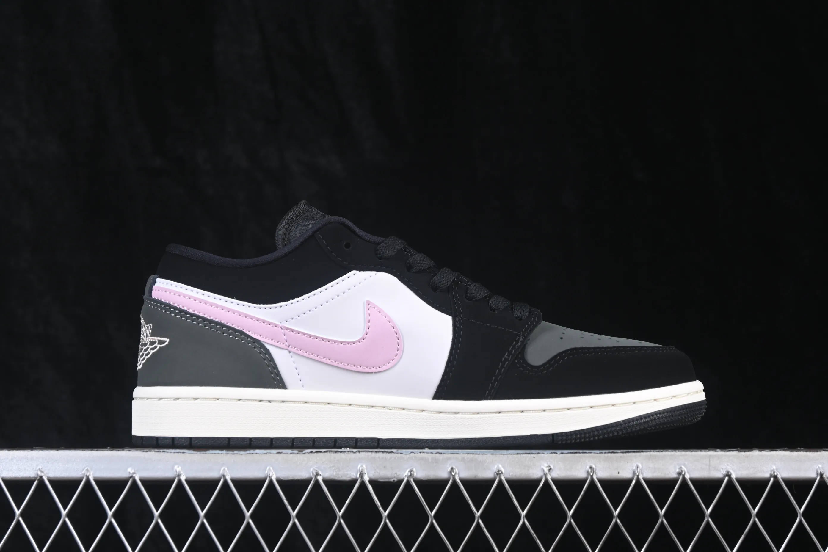 All categories Air Jordan Jordan series basketball shoes Air Jordan 1 Low G version pure original Air Jordan 1 Low AJ1 Joe 1 black gray purple low-top retro culture basketball shoes II3788-003